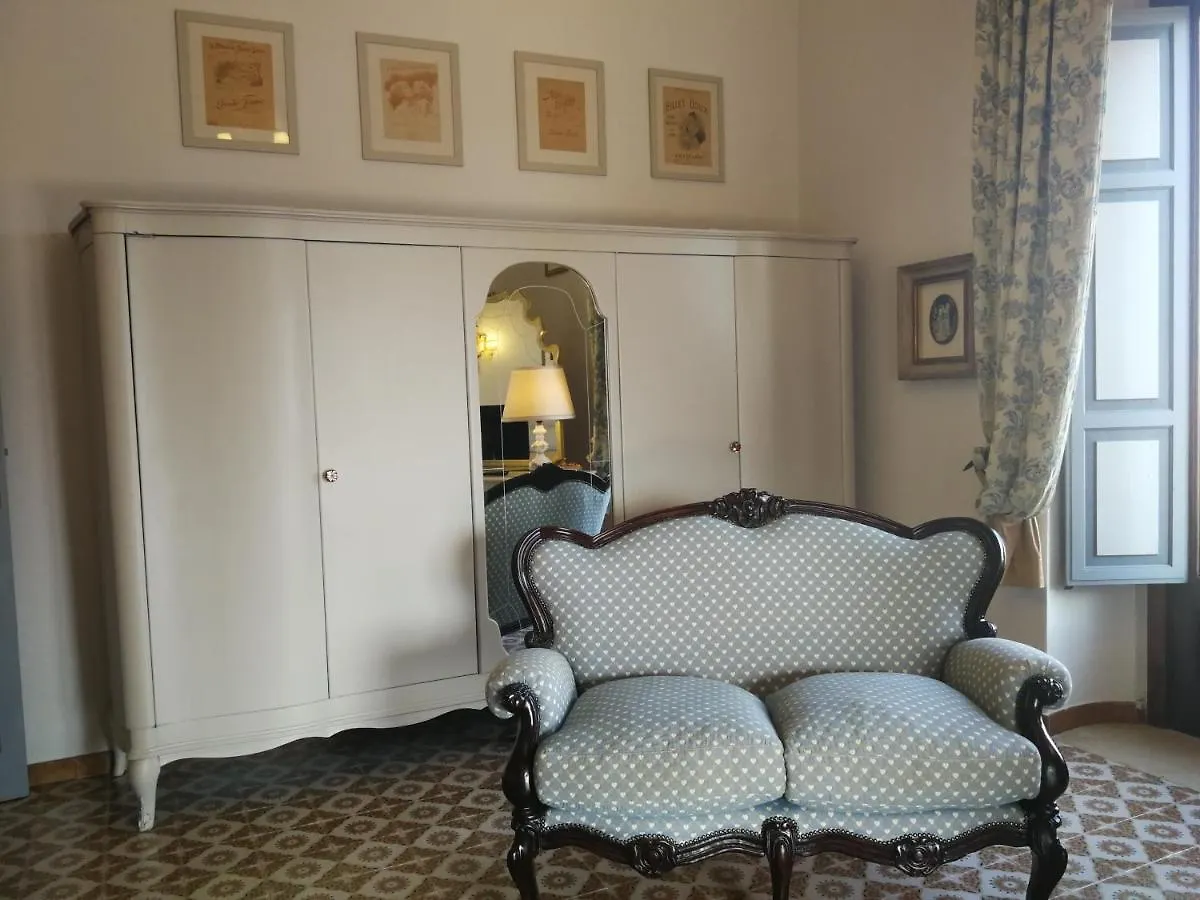 Villa Chiarenza Maison D'Hotes 지아르디니낙소스