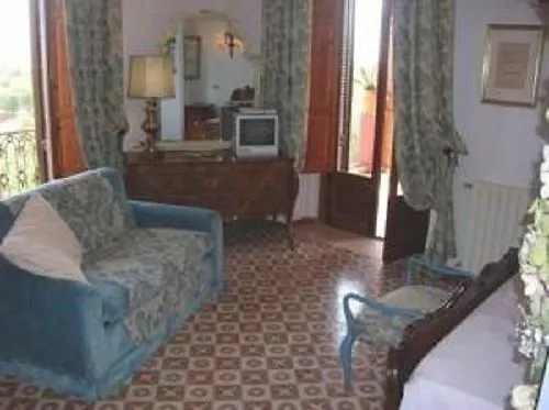 Villa Chiarenza Maison D'Hotes 지아르디니낙소스 3*,  이탈리아