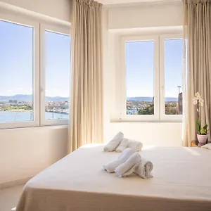 https://de-plam.in-sardinia.net