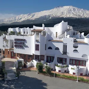 Hotel Assinos Palace, Giardini-Naxos